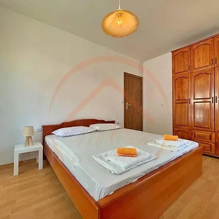 The Sunny Space Of Apartament